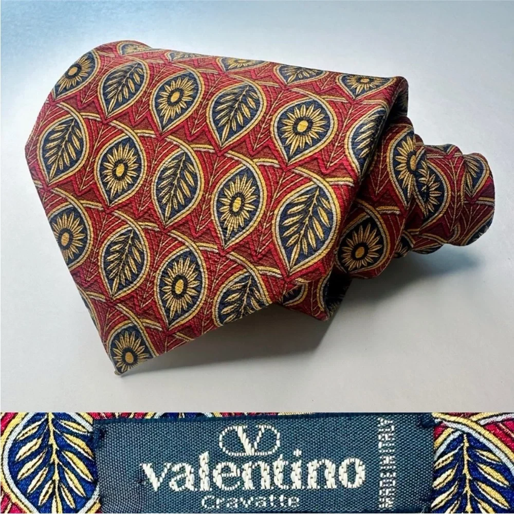 VALENTINO CRAVATTE Italian Silk Red & Blue Gold Leaf Pattern Classic Tie, 3.75”